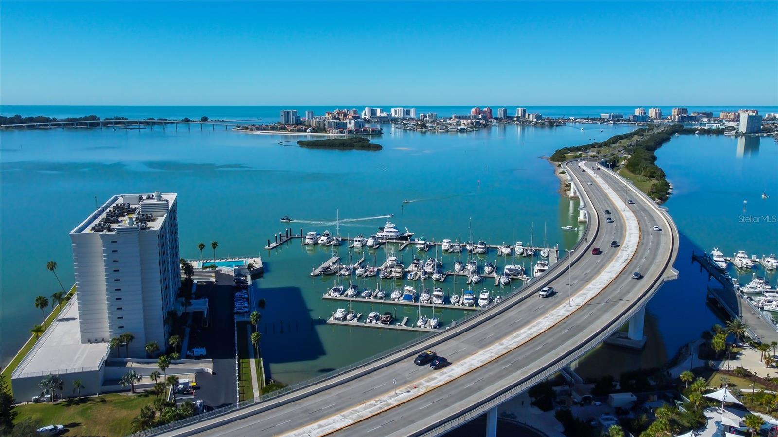 PIERCE 100 CONDO - Residential