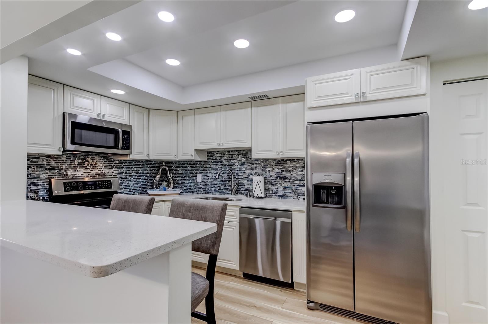 PIERCE 100 CONDO - Residential