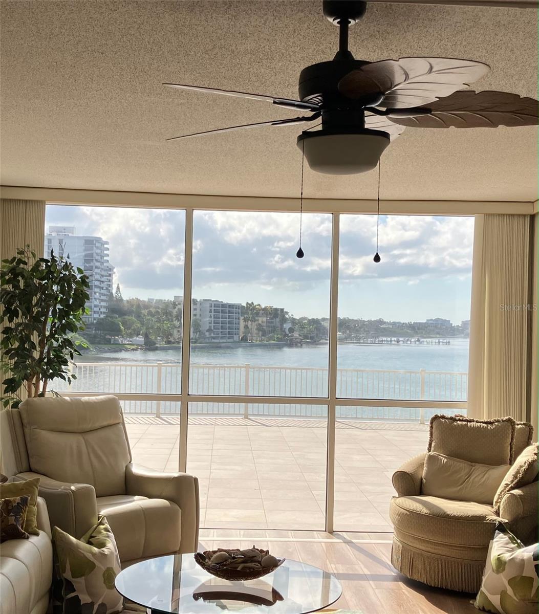 PIERCE 100 CONDO - Residential