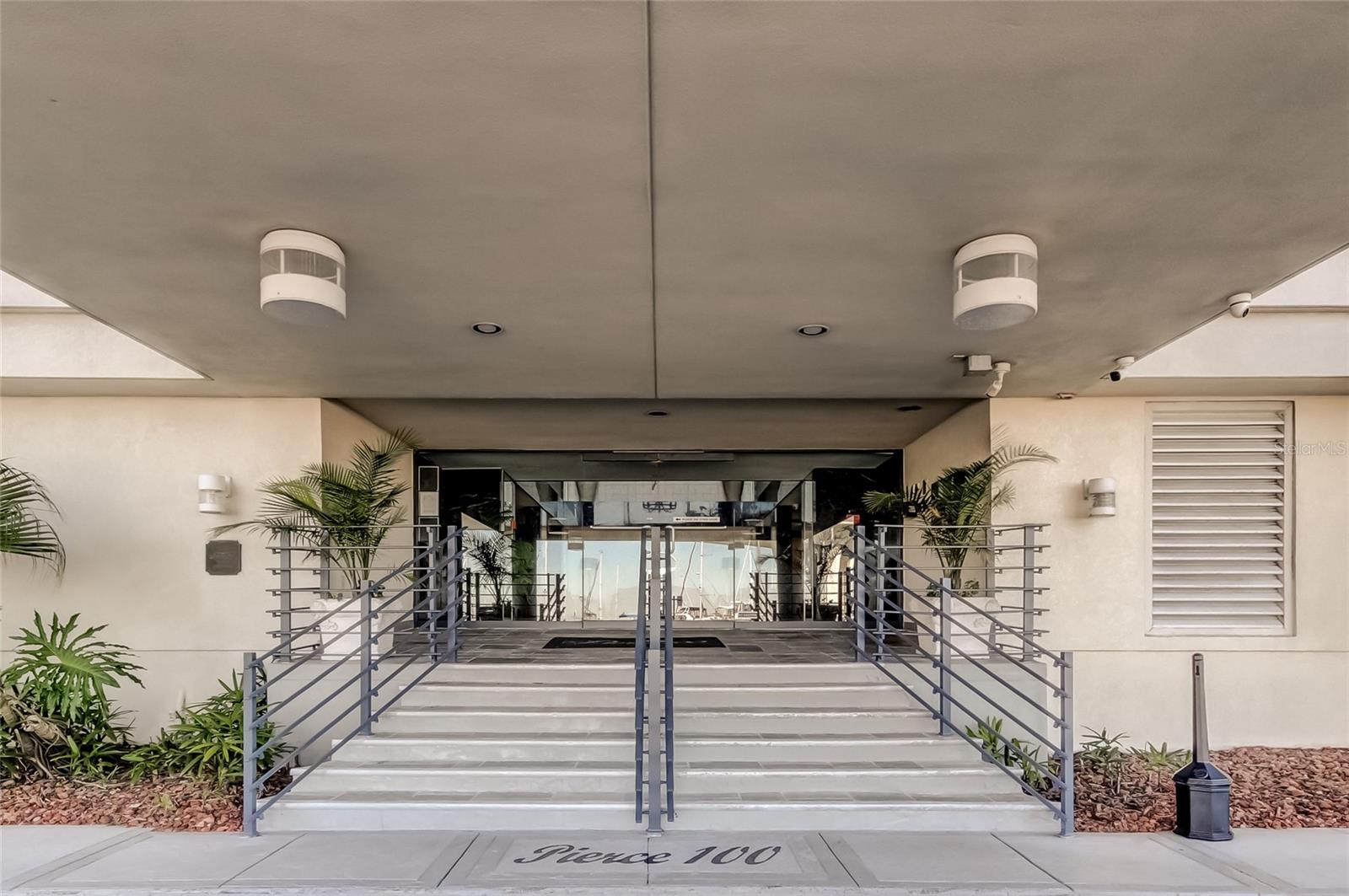 PIERCE 100 CONDO - Residential