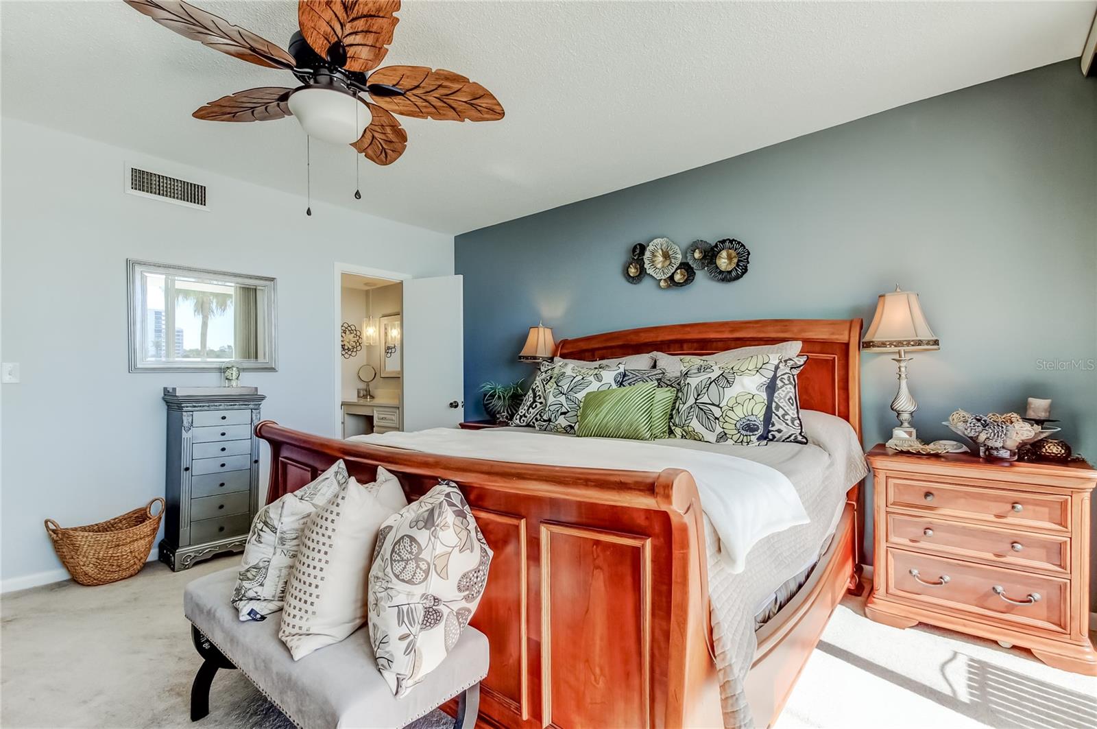 PIERCE 100 CONDO - Residential