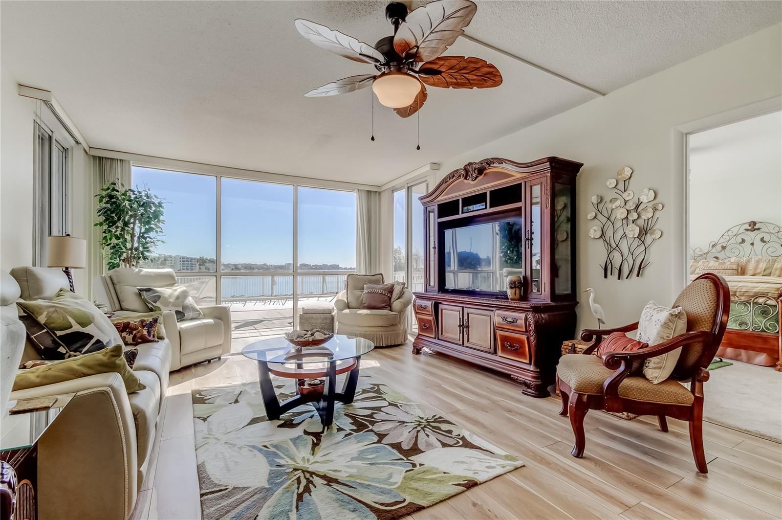 PIERCE 100 CONDO - Residential