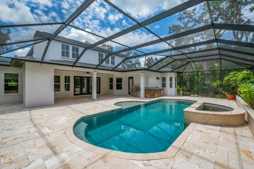 Photo of 16301 Dunlindale Drive, Lithia, FL 33547 (MLS # TB8410869)