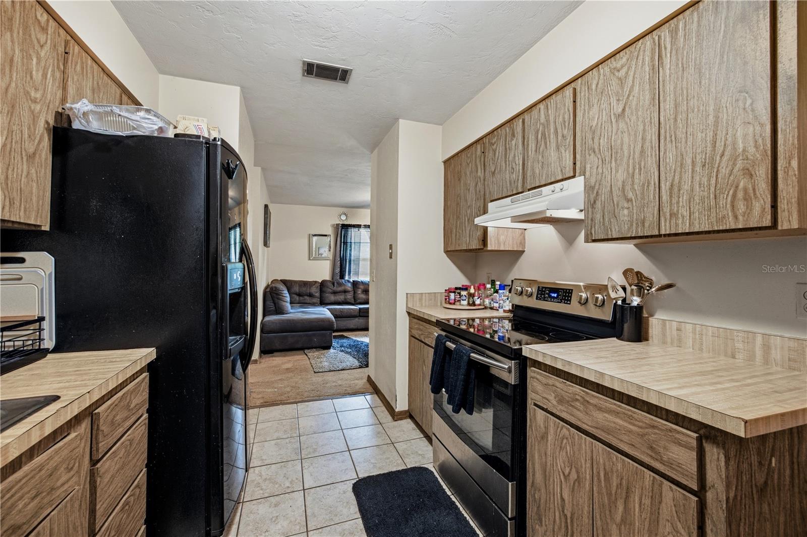 2902 NW 39TH PLACE