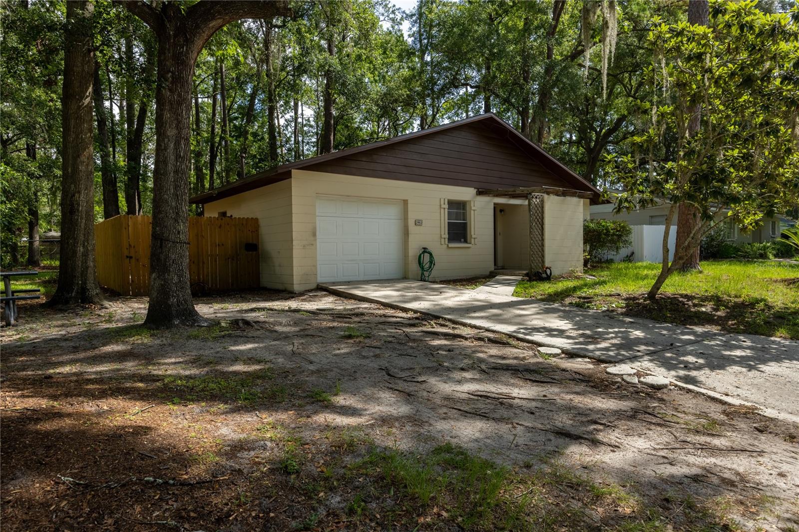 2902 NW 39TH PLACE