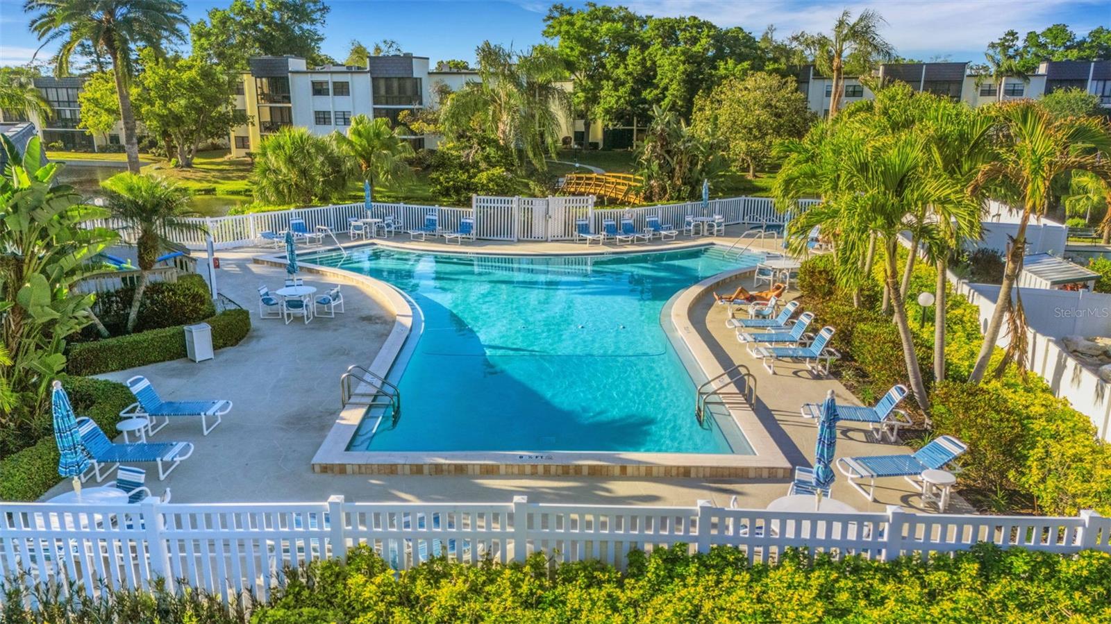 LAKEVIEW OF LARGO - Residential