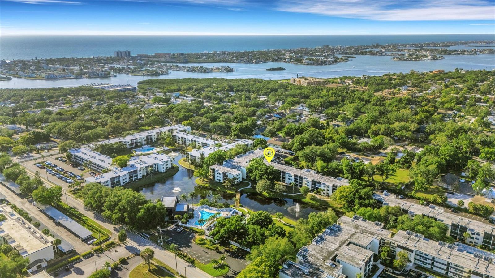 LAKEVIEW OF LARGO - Residential