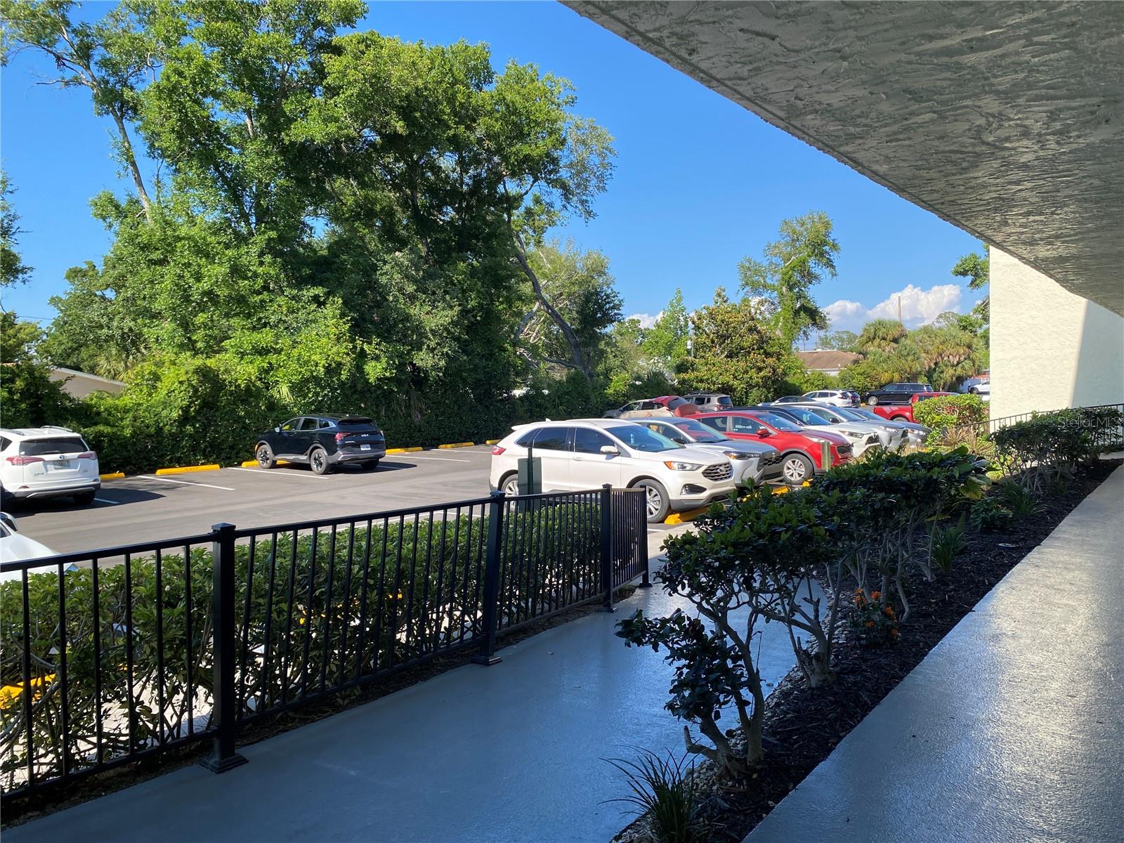 LAKEVIEW OF LARGO - Residential