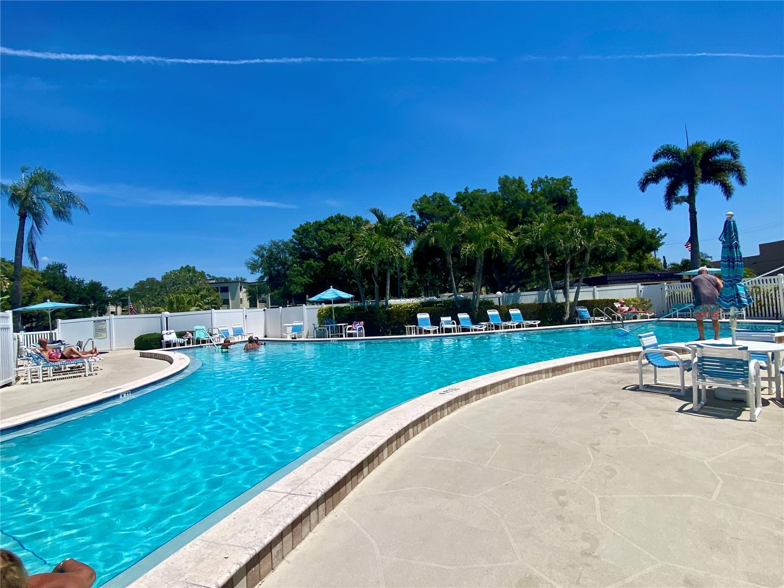 LAKEVIEW OF LARGO - Residential