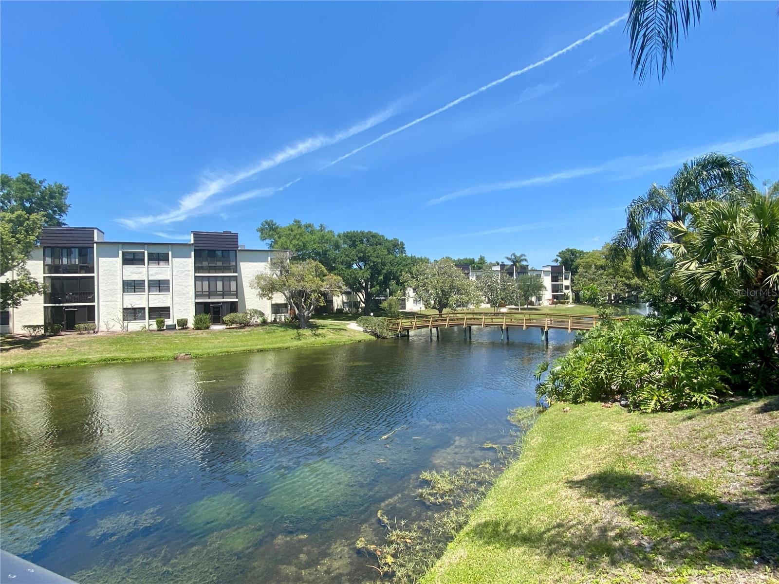 LAKEVIEW OF LARGO - Residential
