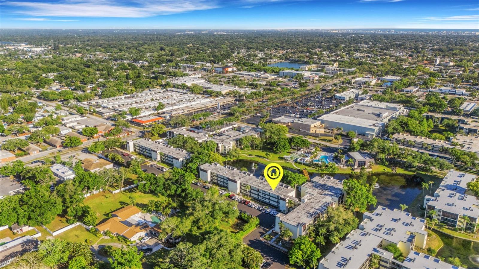 LAKEVIEW OF LARGO - Residential