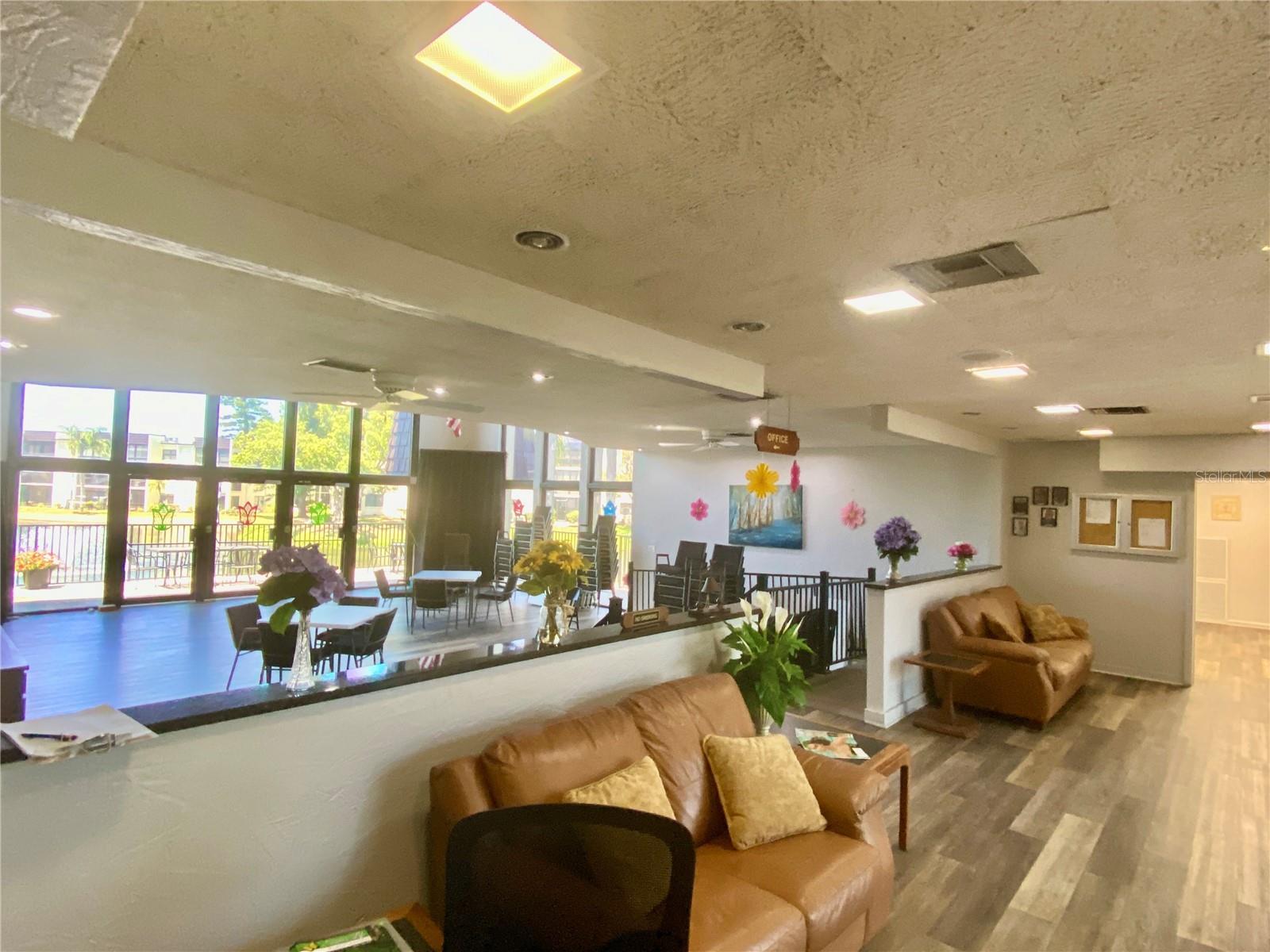 LAKEVIEW OF LARGO - Residential