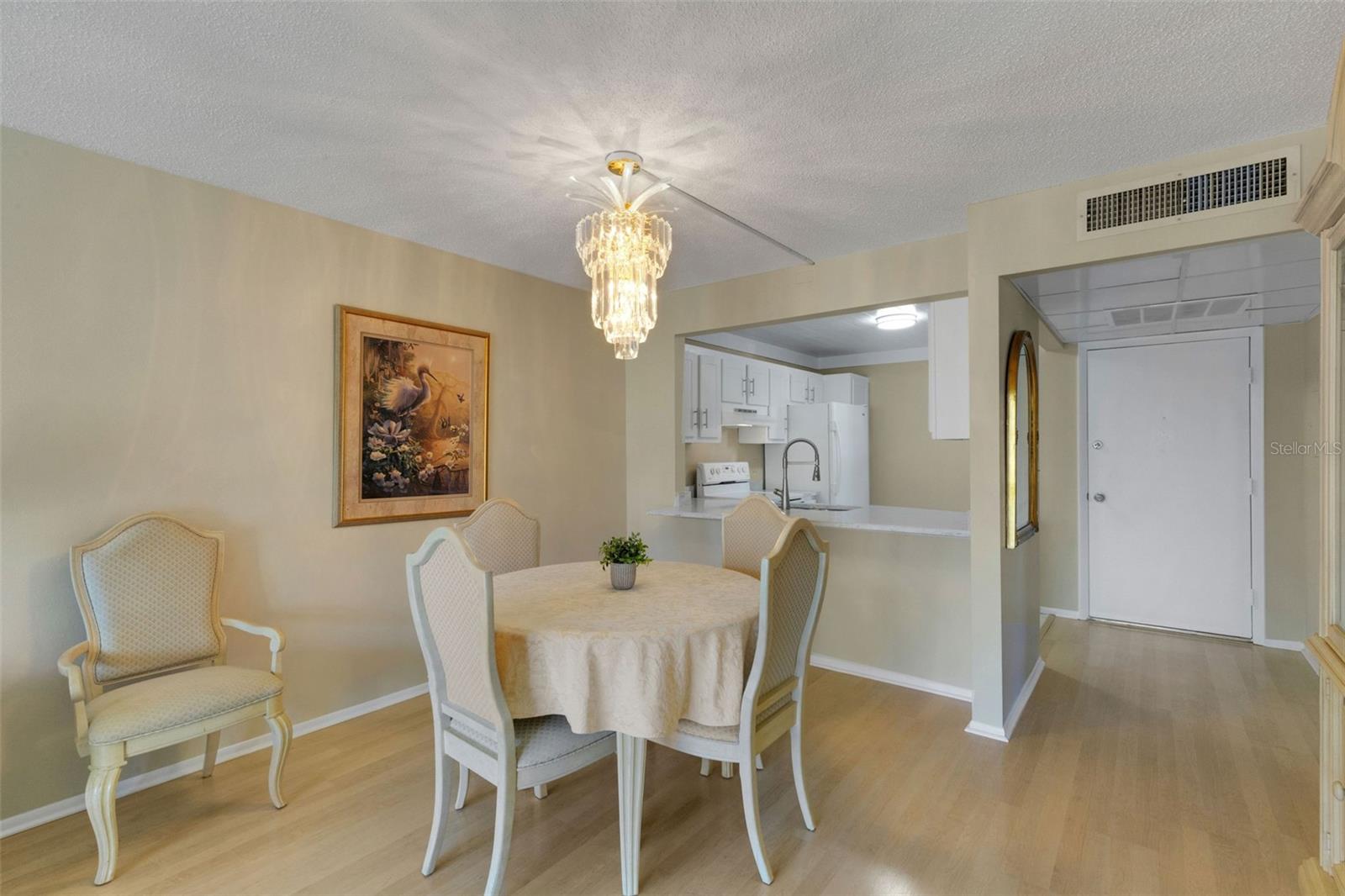 LAKEVIEW OF LARGO - Residential