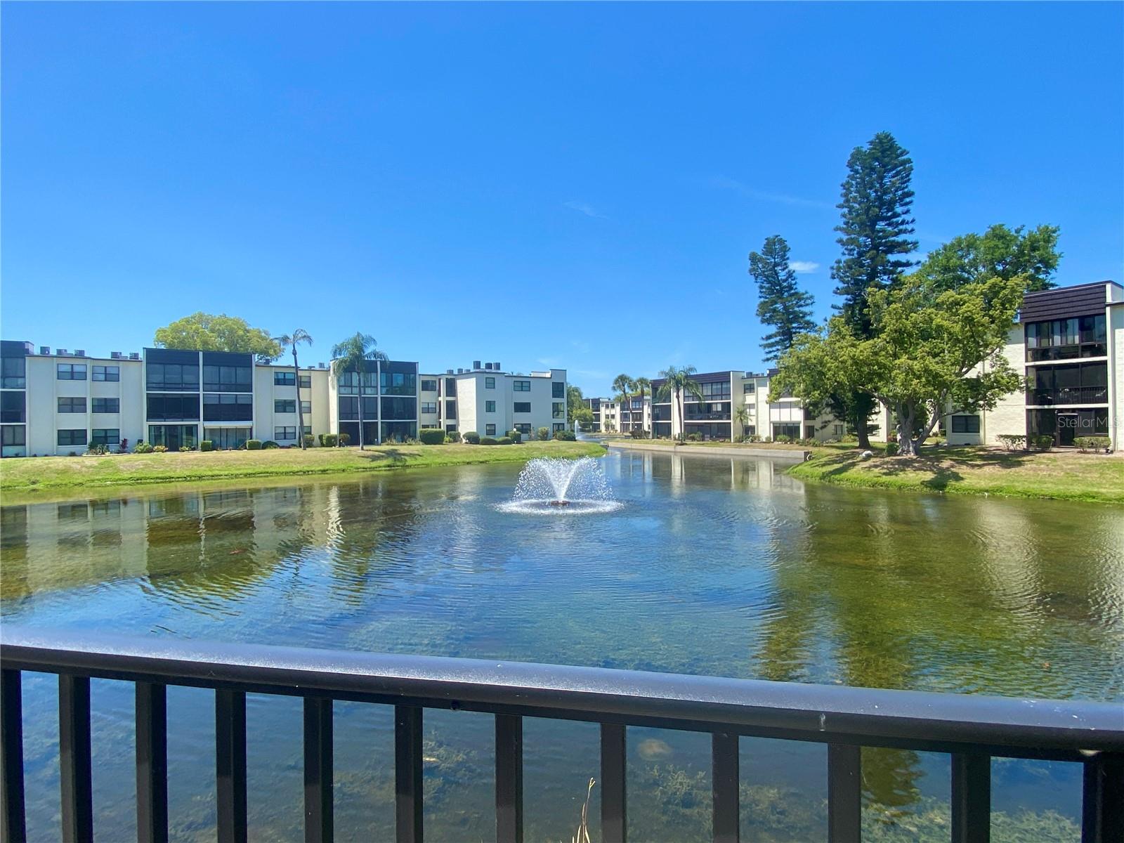 LAKEVIEW OF LARGO - Residential