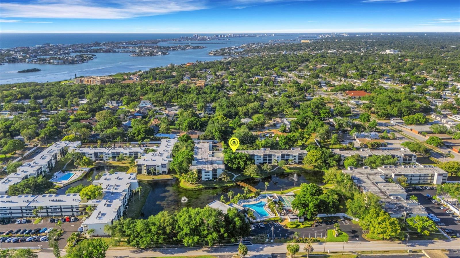 LAKEVIEW OF LARGO - Residential