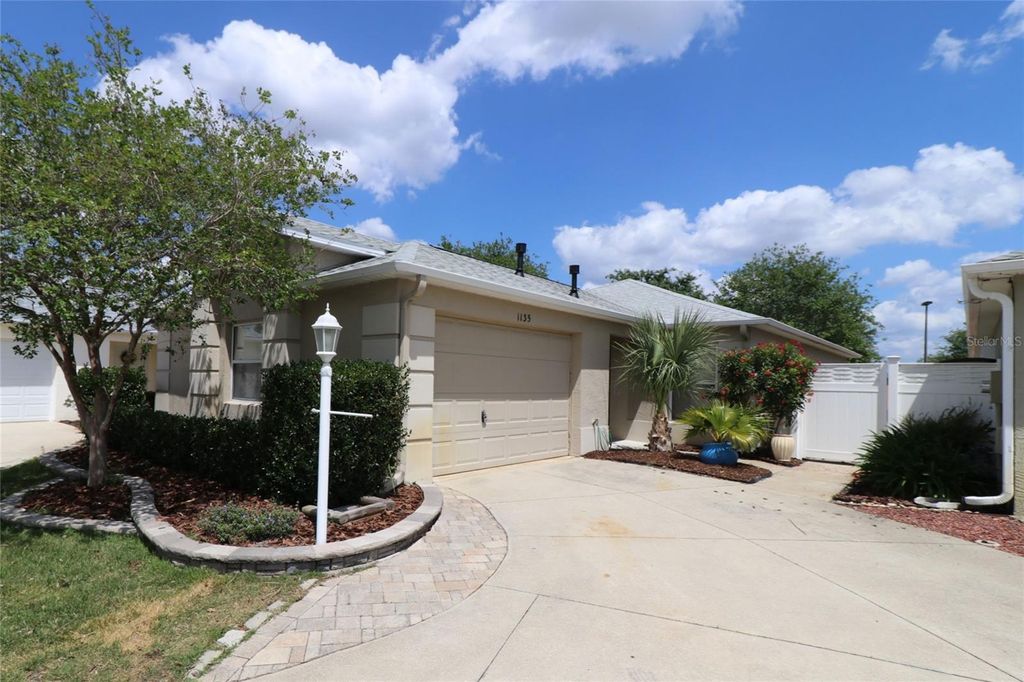 Photo of 1135 Easley Way, The Villages, FL 32162 (MLS # G5094986)