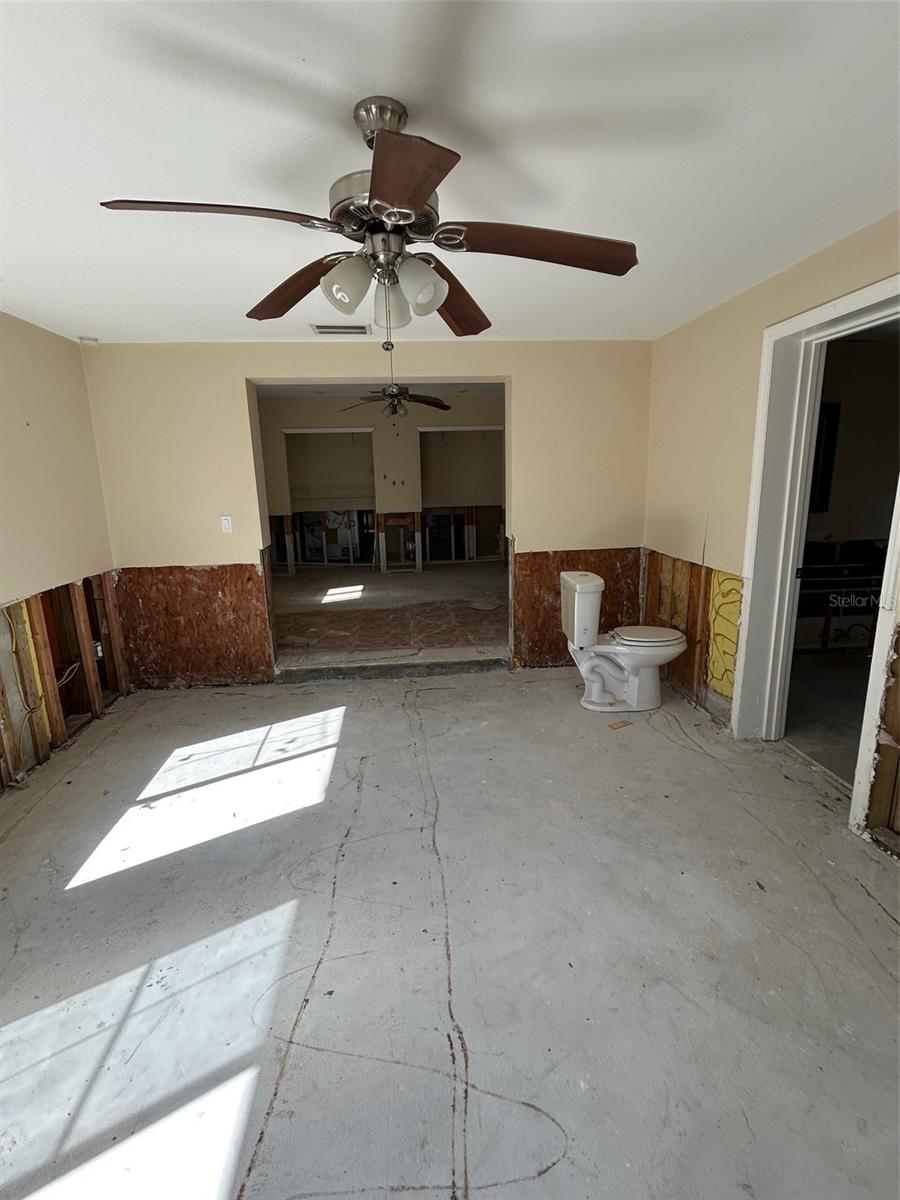 SHOREACRES CENTER - Residential