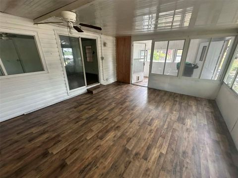 Tiny photo for 10641 SE 127th Lane, Belleview, FL 34420 (MLS # OM724556)