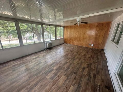 Tiny photo for 10641 SE 127th Lane, Belleview, FL 34420 (MLS # OM724556)