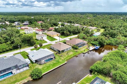 A home in PORT CHARLOTTE