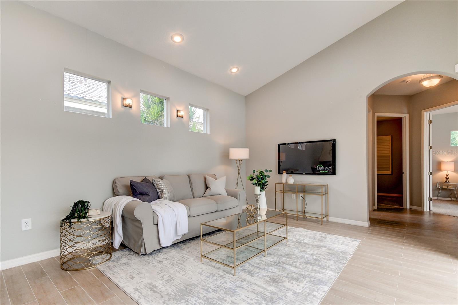 CROSS CREEK - UNIT TWO - Residential Lease