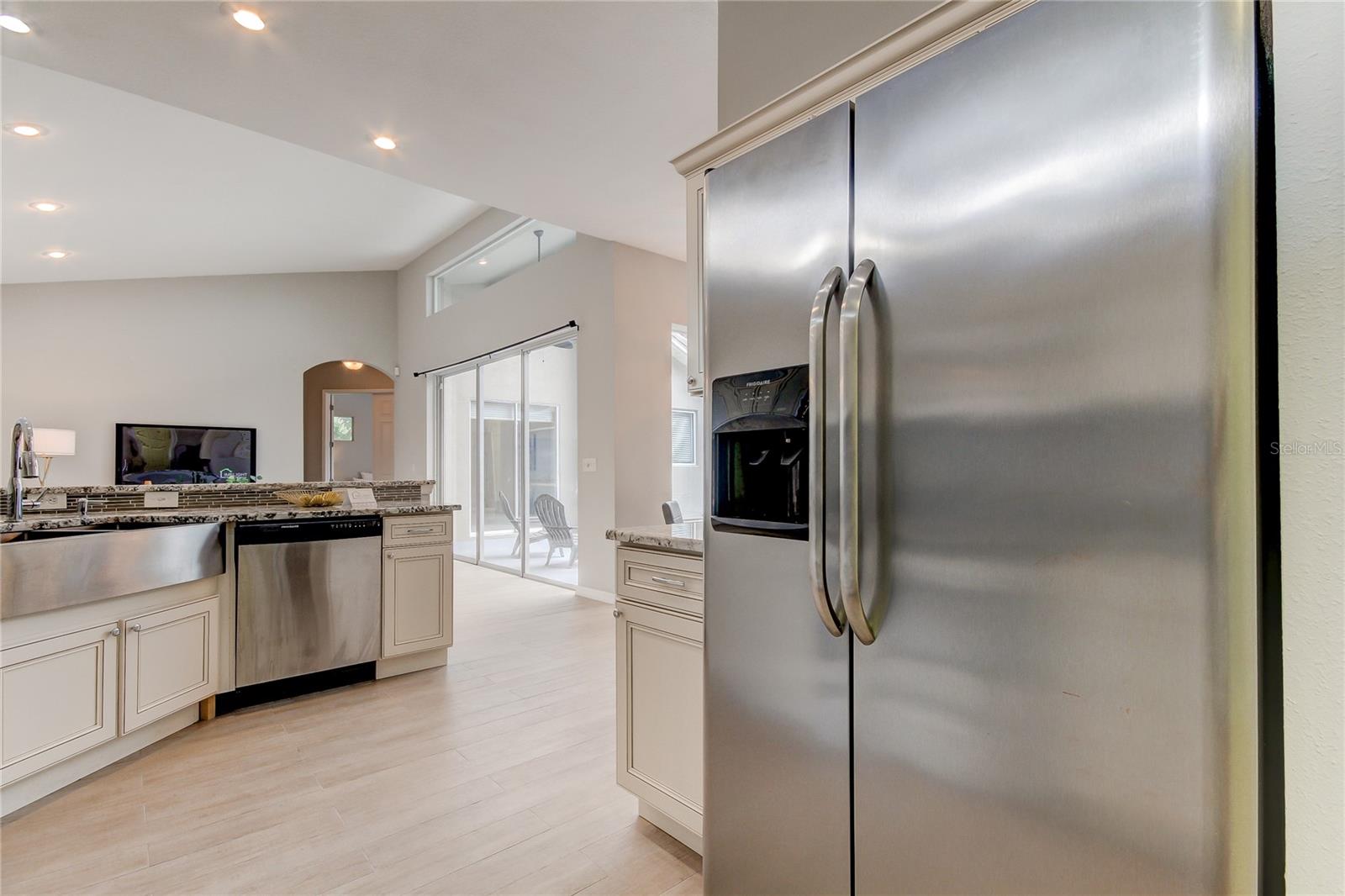 CROSS CREEK - UNIT TWO - Residential Lease