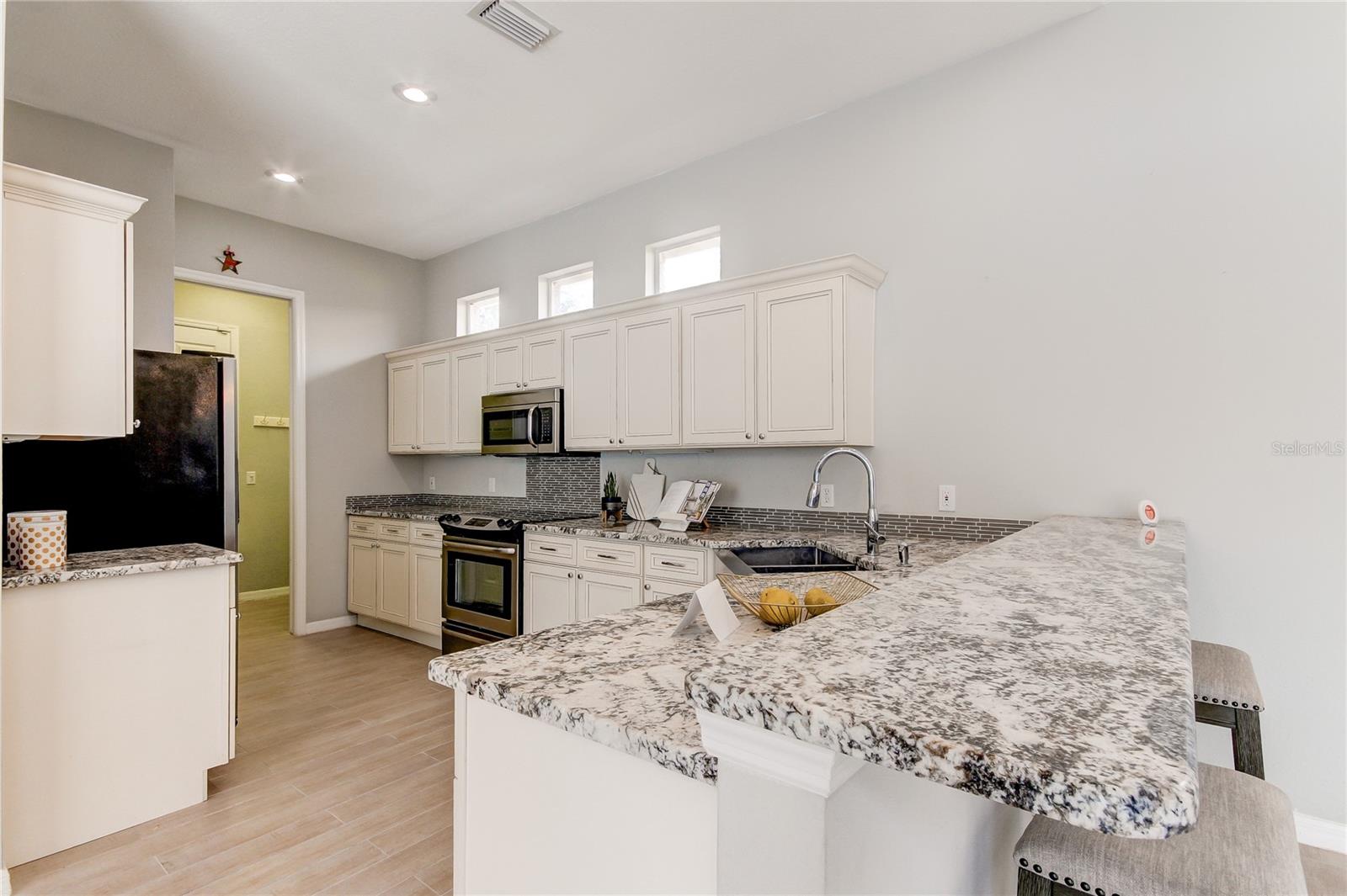 CROSS CREEK - UNIT TWO - Residential Lease