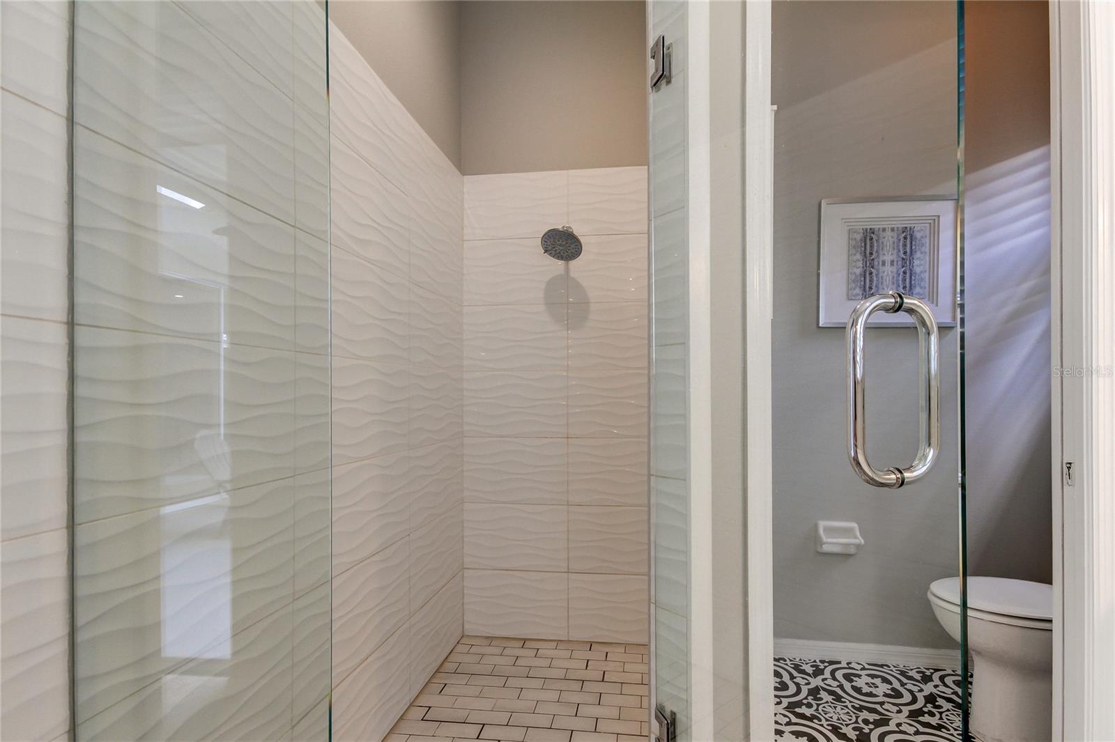 CROSS CREEK - UNIT TWO - Residential Lease