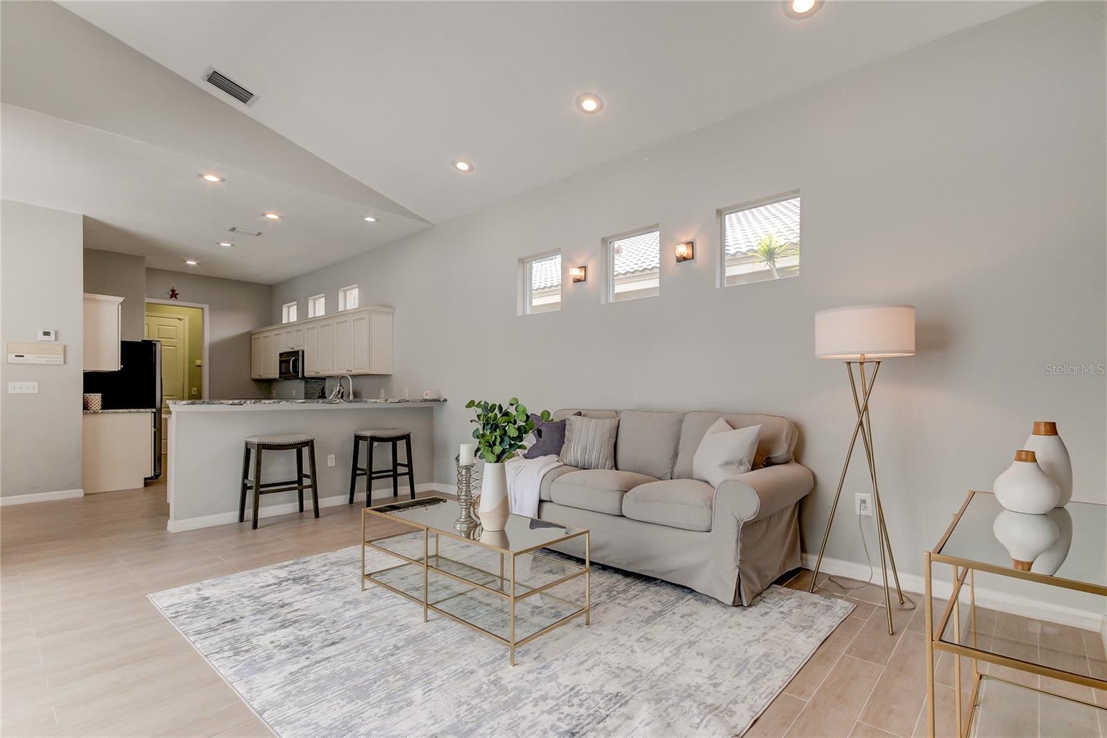 CROSS CREEK - UNIT TWO - Residential Lease