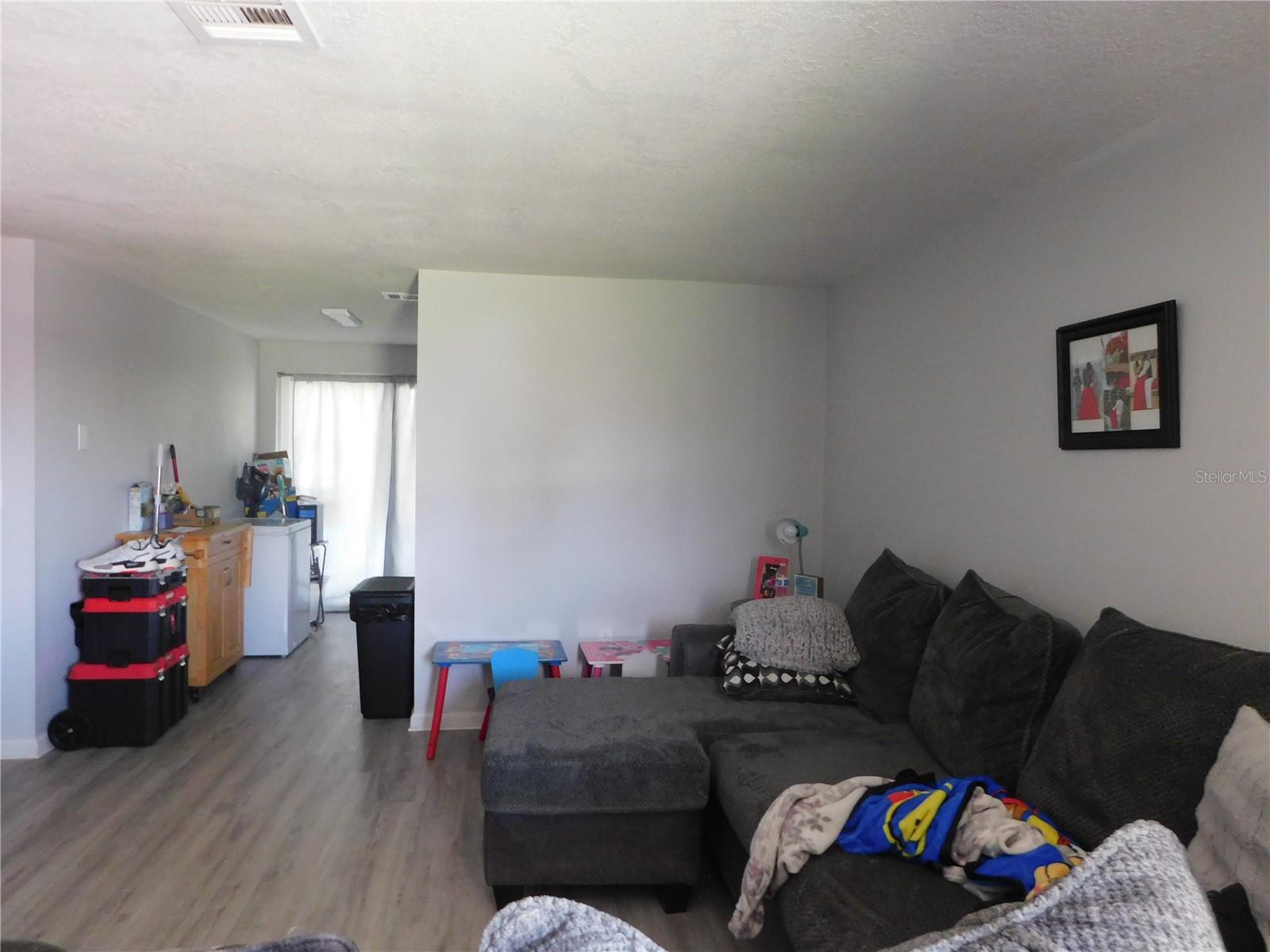 VENICE GARDENS - Residential Income