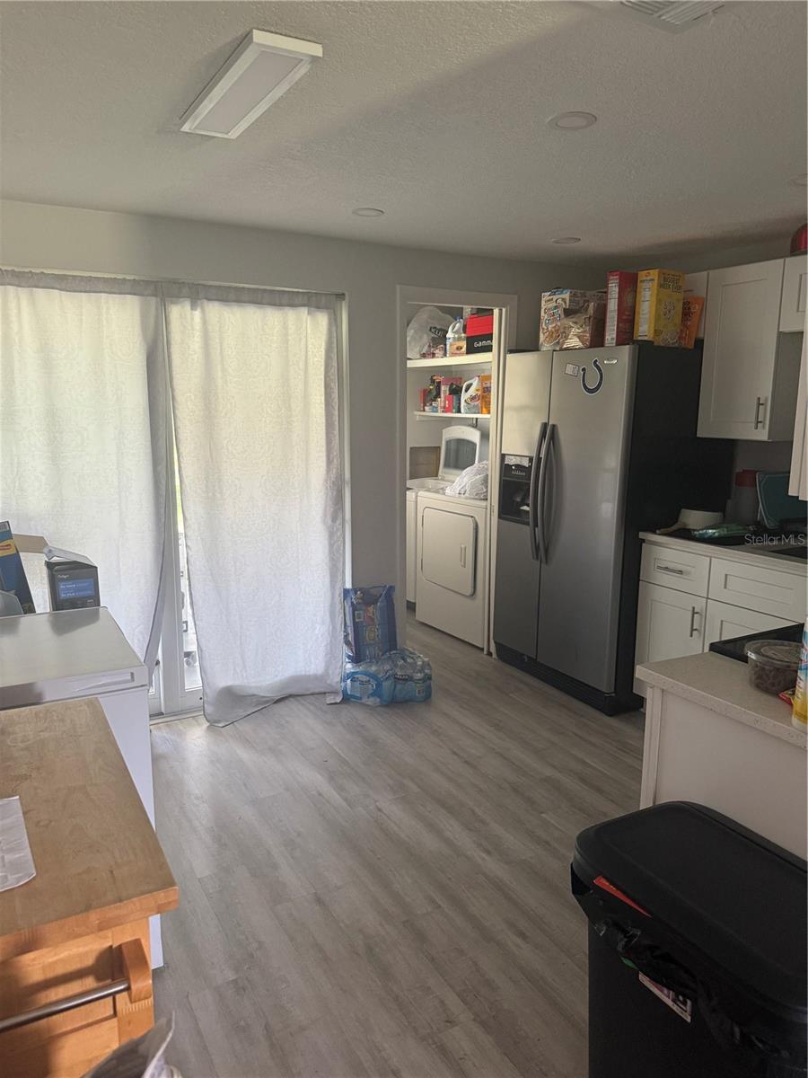 VENICE GARDENS - Residential Income
