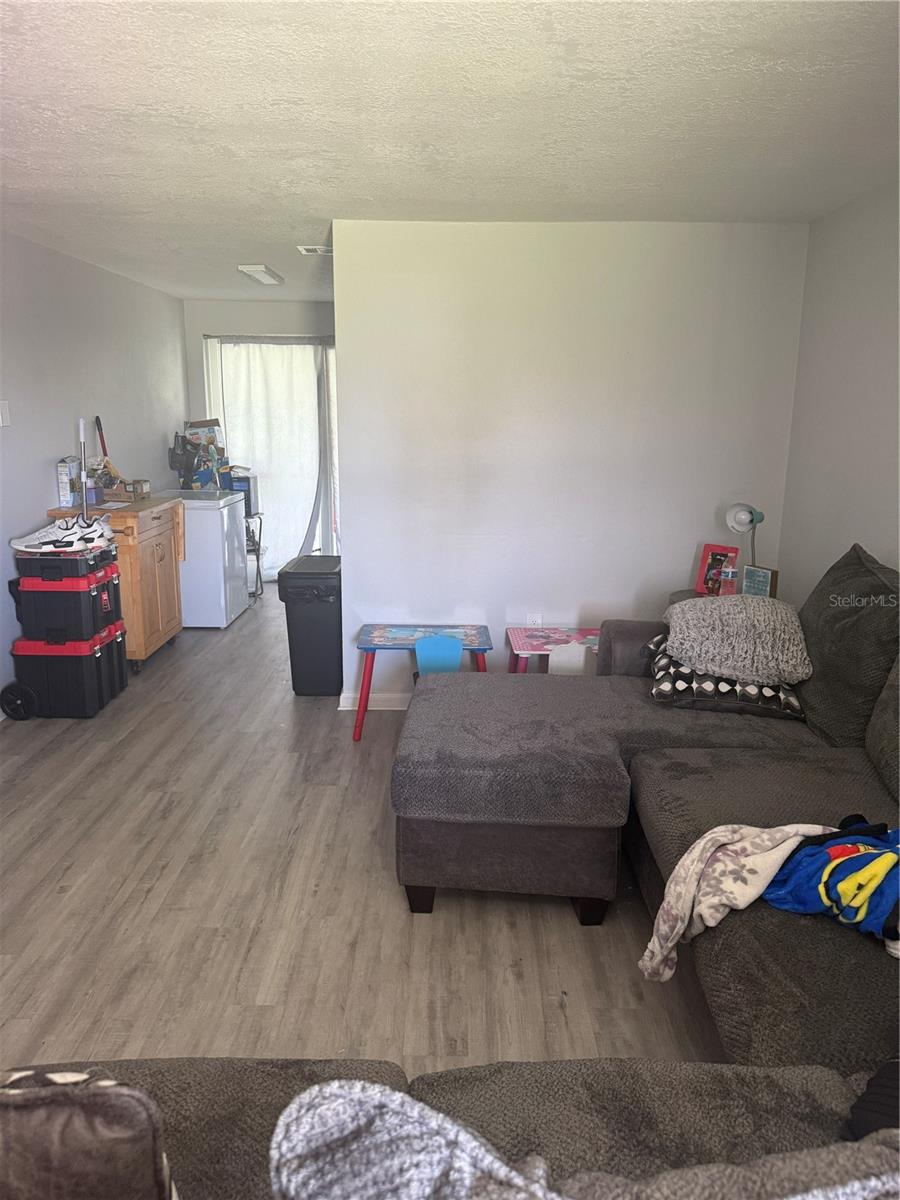 VENICE GARDENS - Residential Income