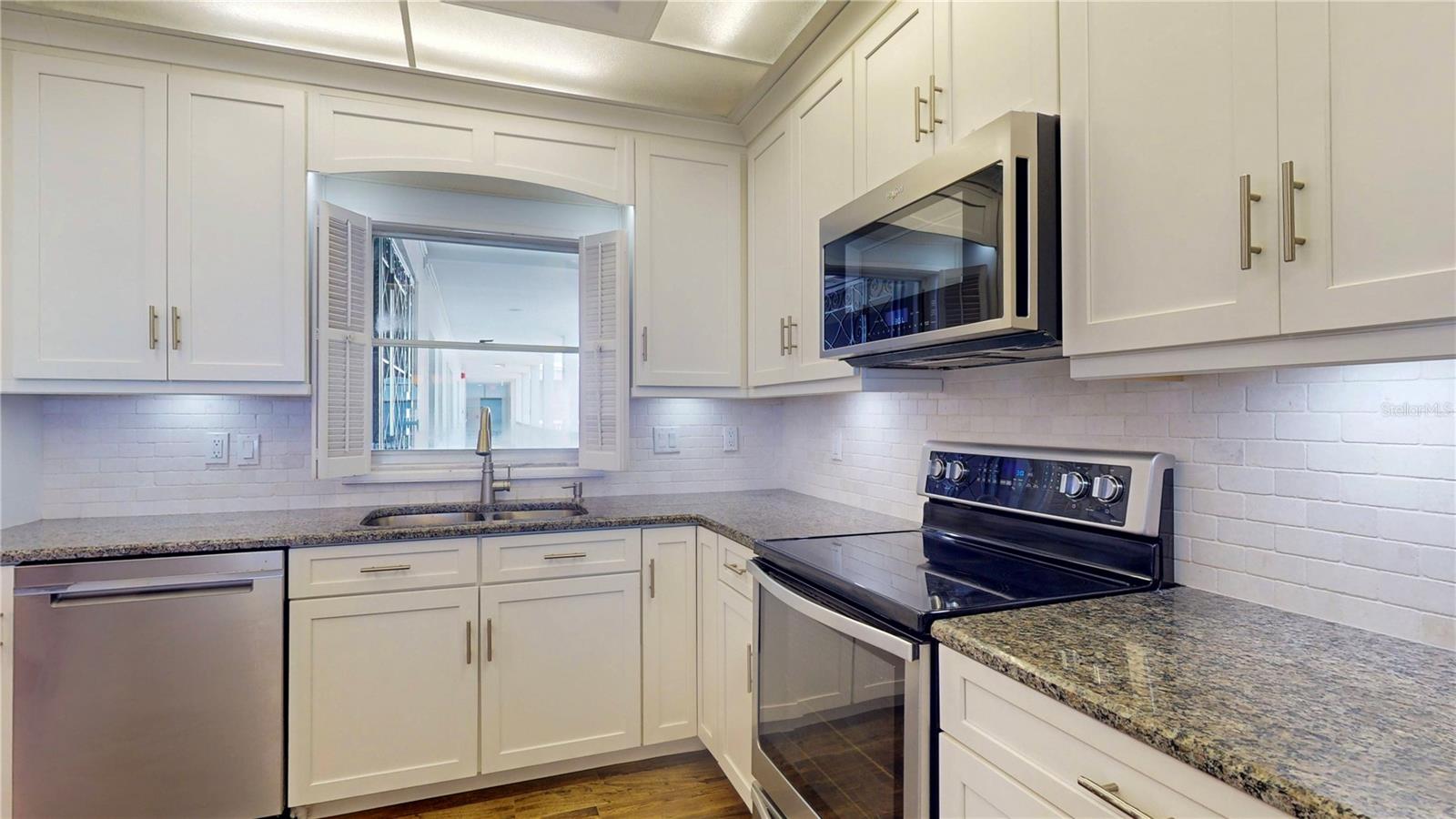 BEAU MONDE CONDO - Residential