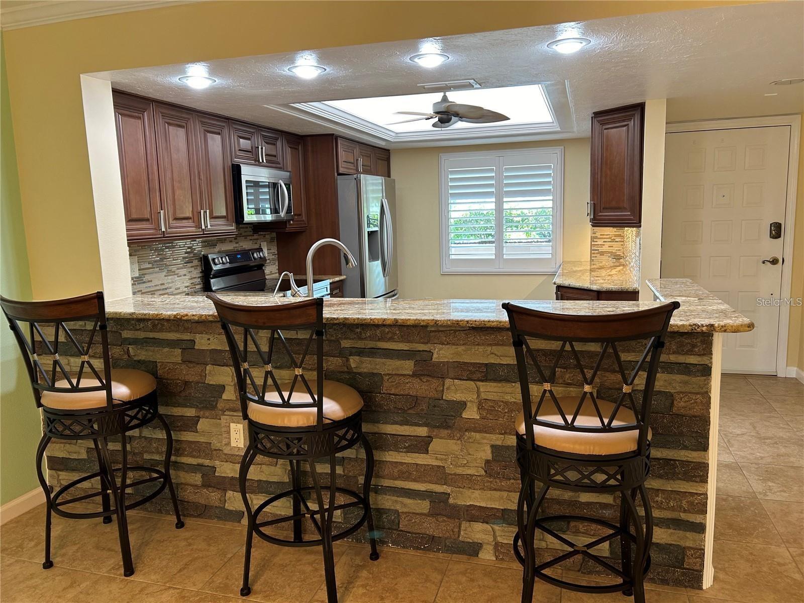 THE WATERWAY PH I - Residential Lease