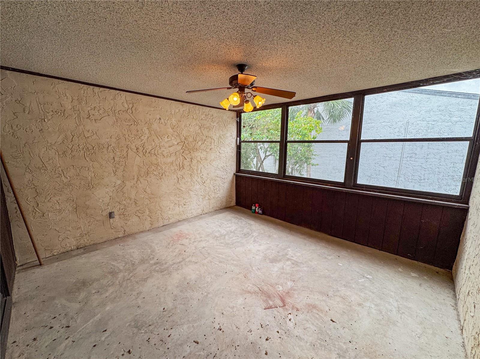 BIVENS LAKE ESTATES SOUTH - Residential