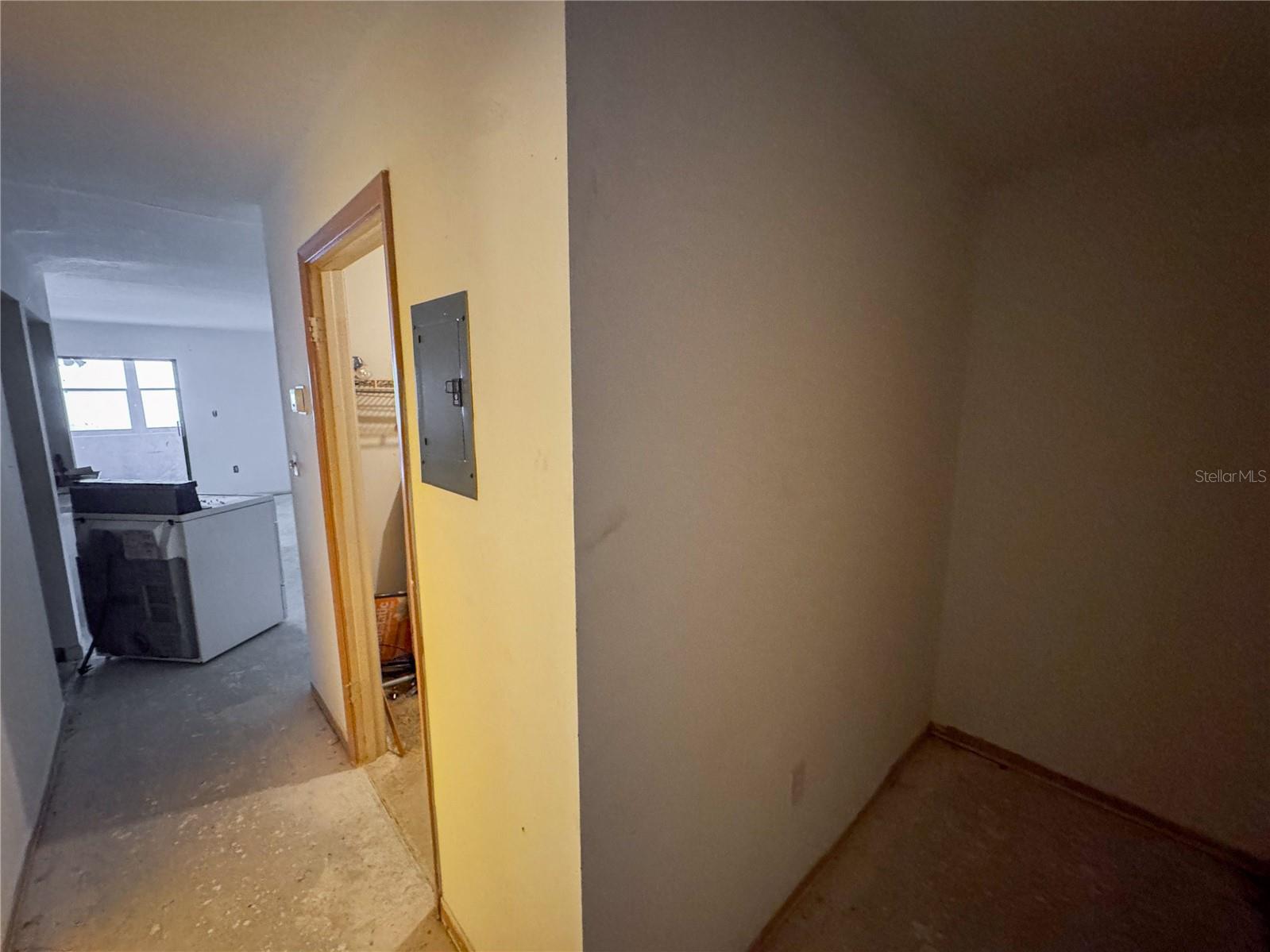 BIVENS LAKE ESTATES SOUTH - Residential