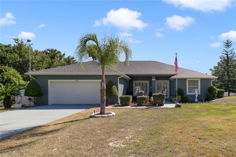 A home in LAKE WALES