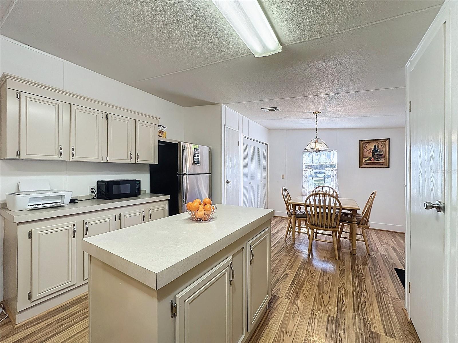 WEST VIEW RIDGE RESORTS INC - Residential