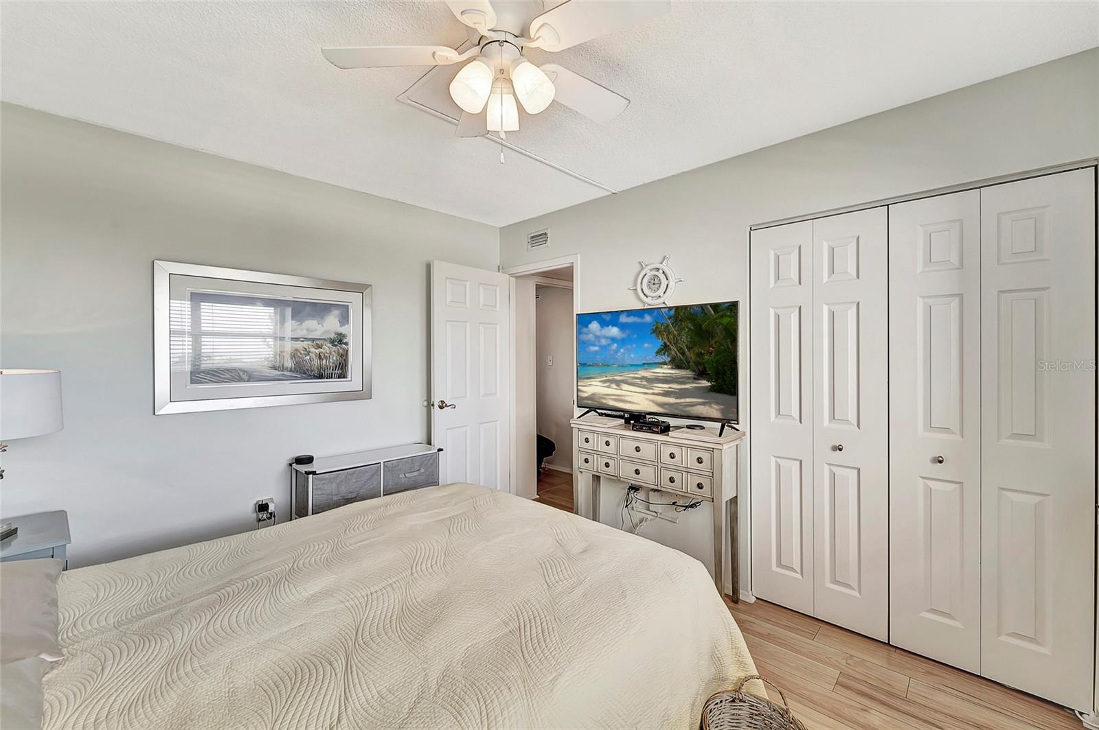 POINTE ON MIDNIGHT PASS - Residential