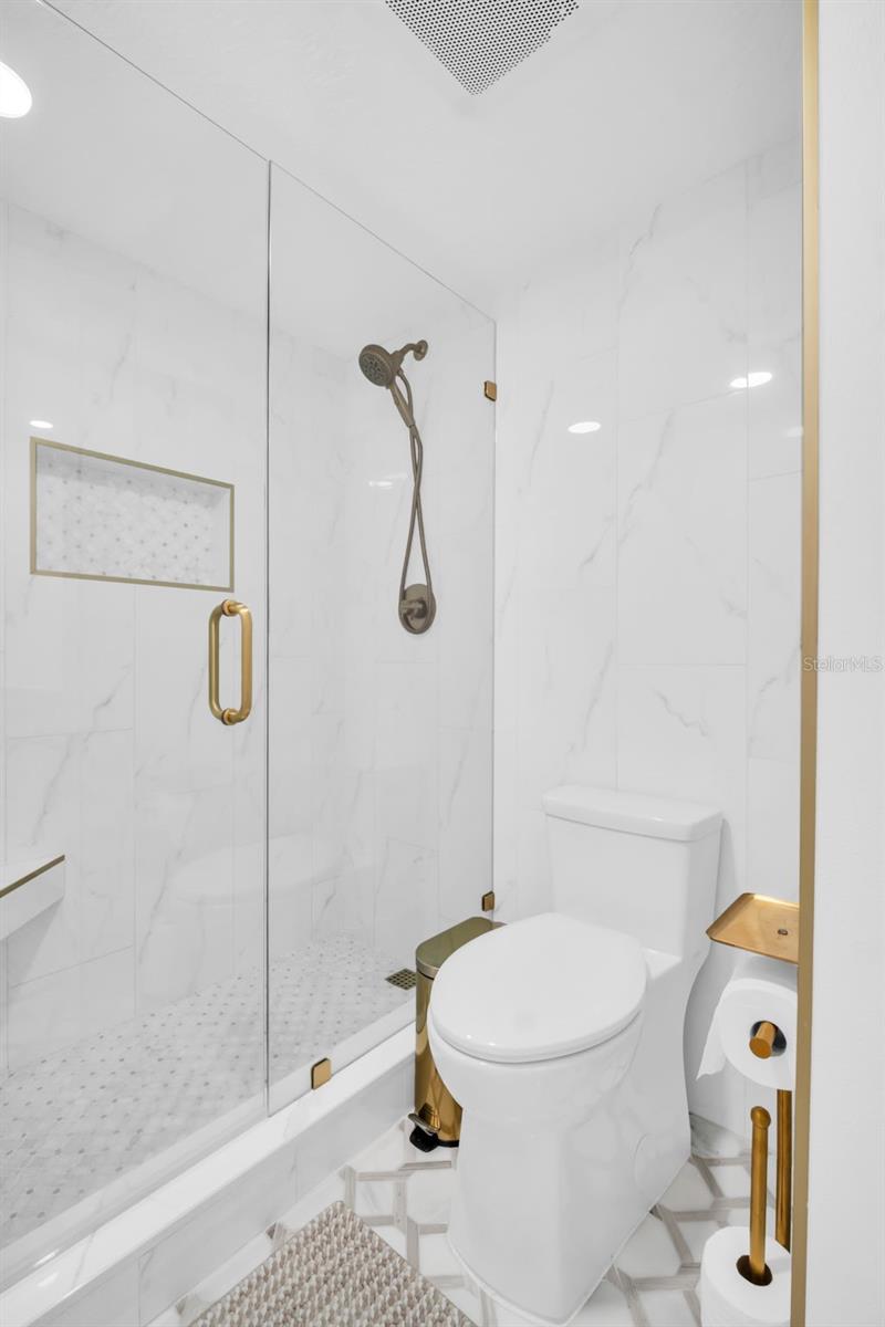 MOORINGS THE CONDO - Residential