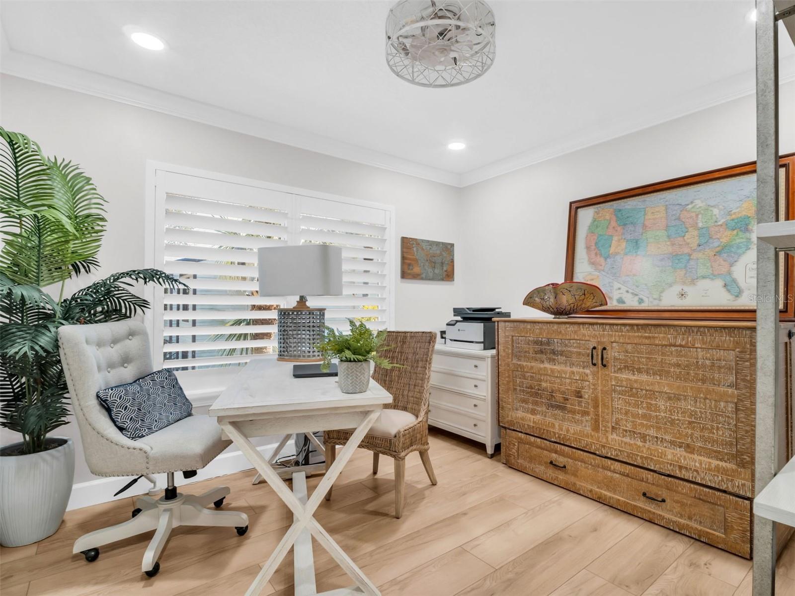 MOORINGS THE CONDO - Residential