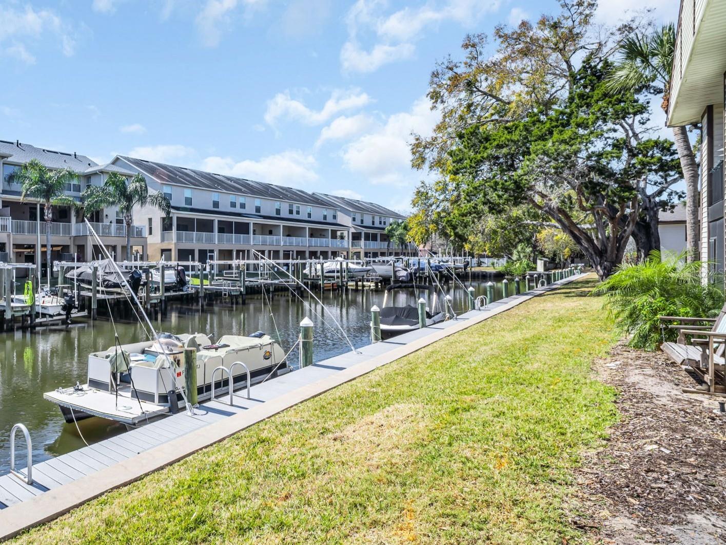 MOORINGS THE CONDO - Residential