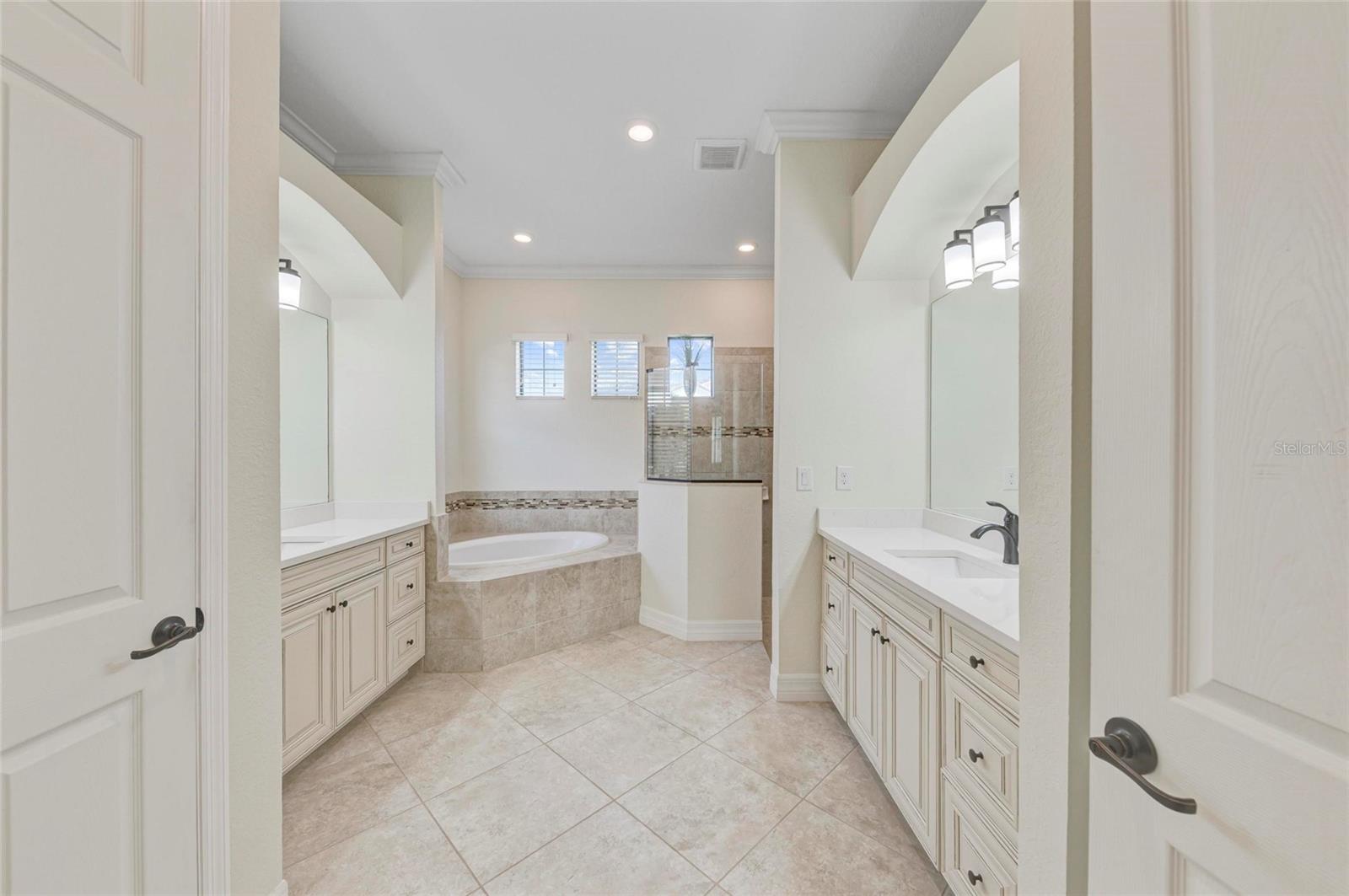 BRIDGEWATER PH III AT LAKEWOOD RANCH - Residential