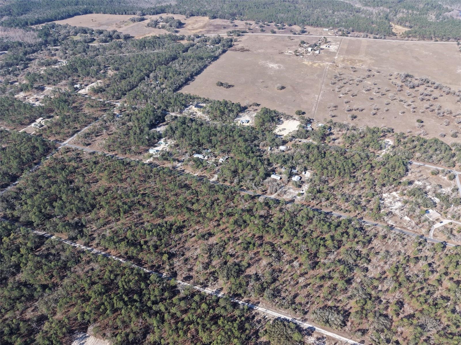 RAINBOW LAKES ESTATE - Land