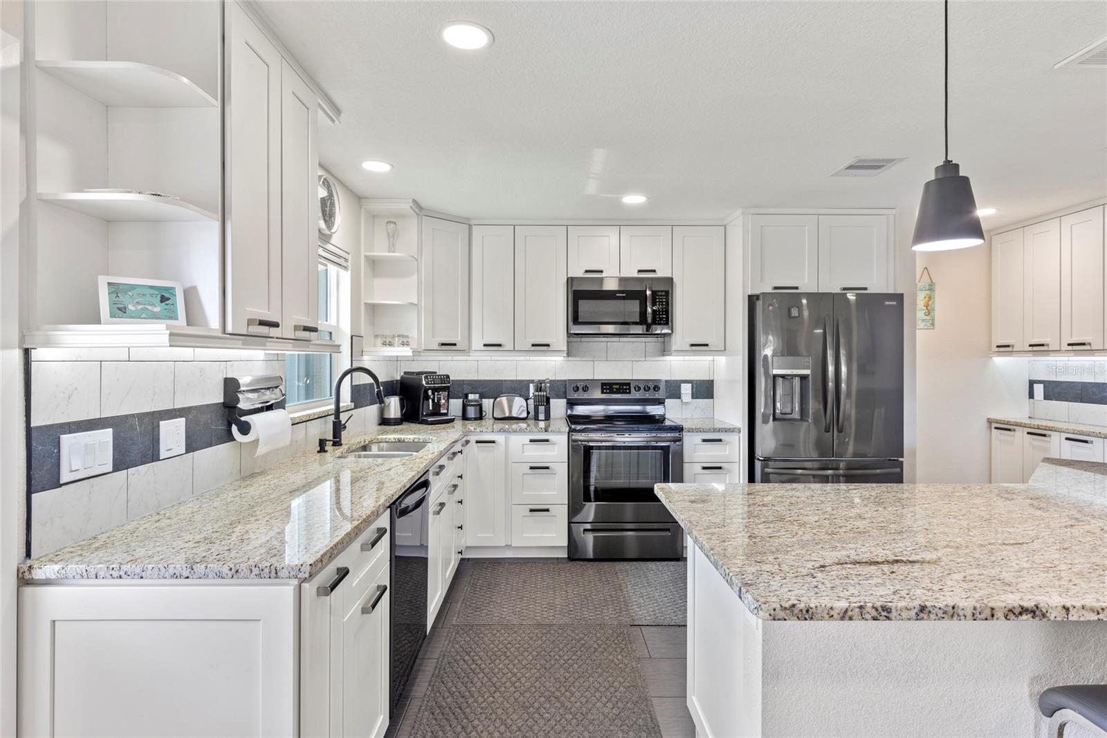 132 CONCORD DRIVE NE