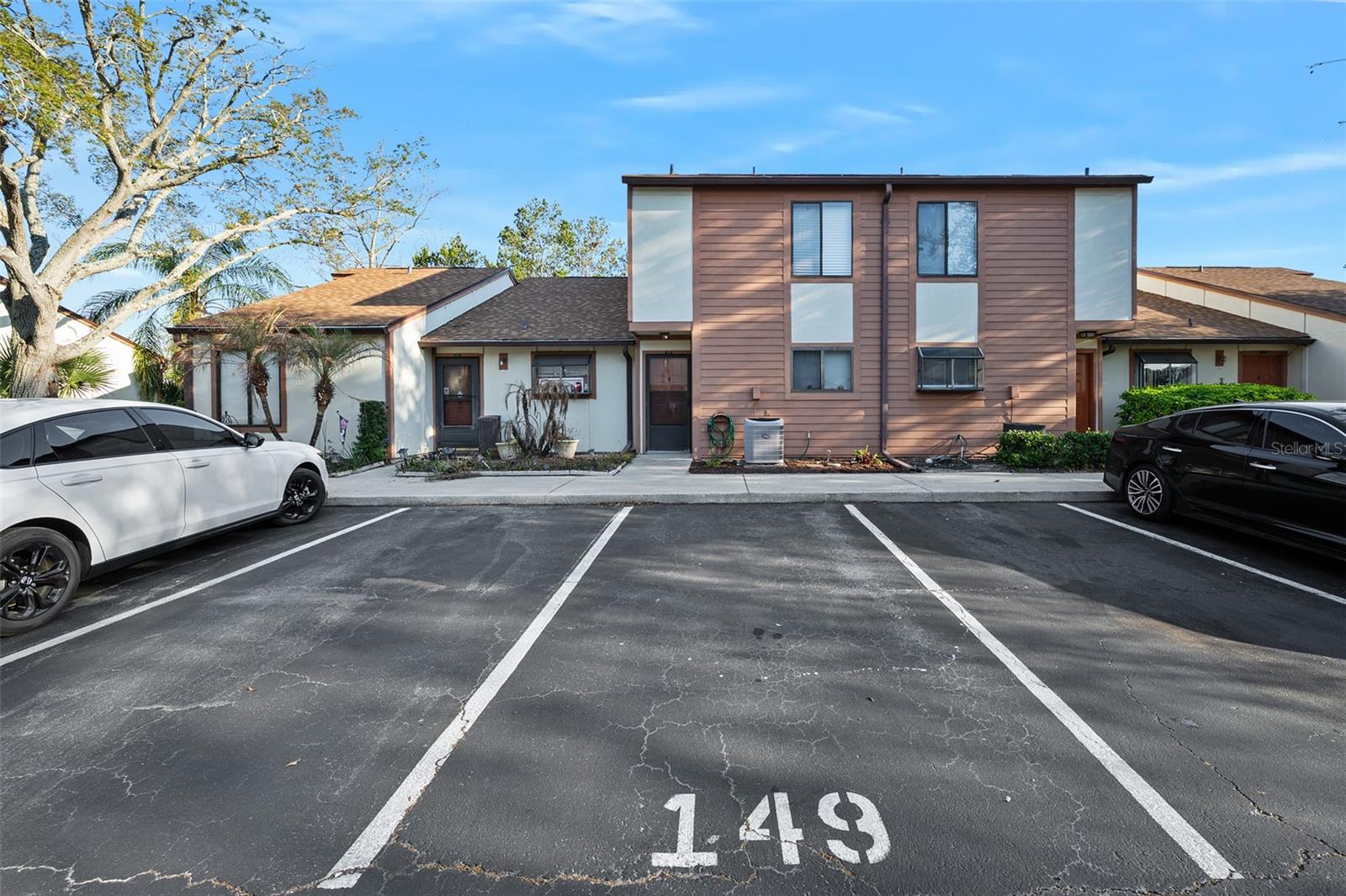 DEERWOOD PH 05 CONDO - Residential