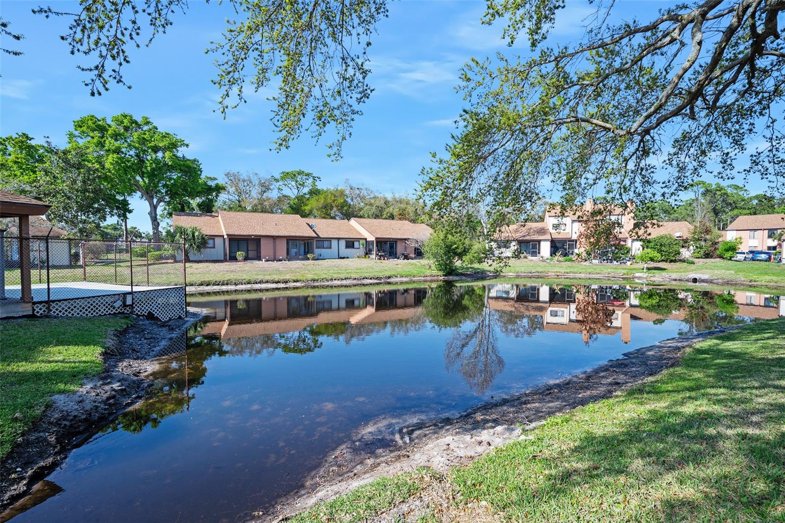 DEERWOOD PH 05 CONDO - Residential