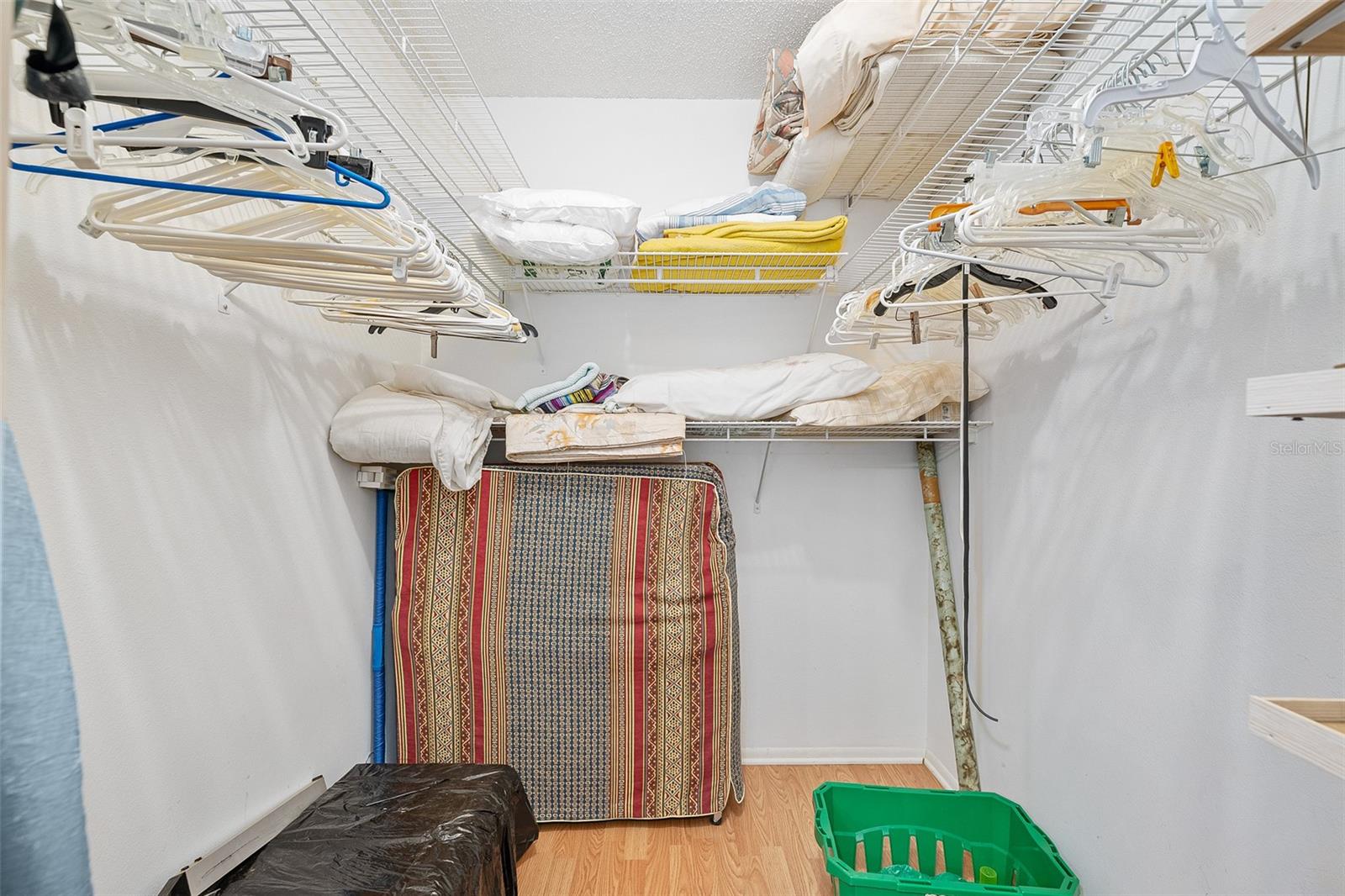 DEERWOOD PH 05 CONDO - Residential