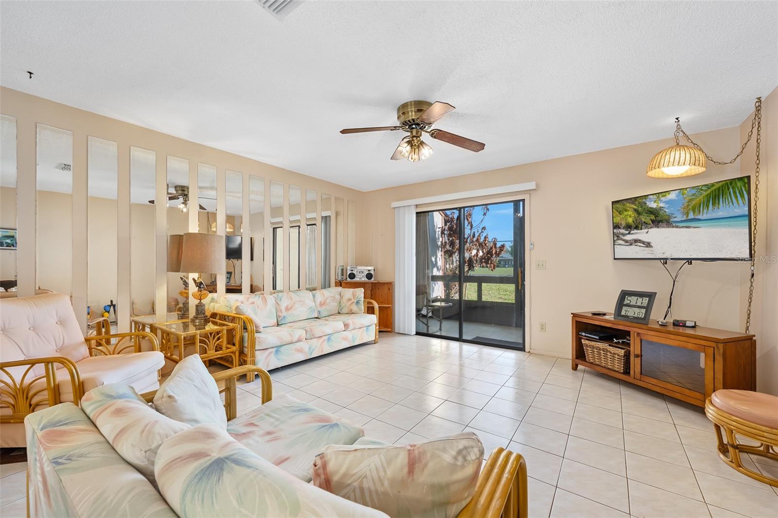 DEERWOOD PH 05 CONDO - Residential