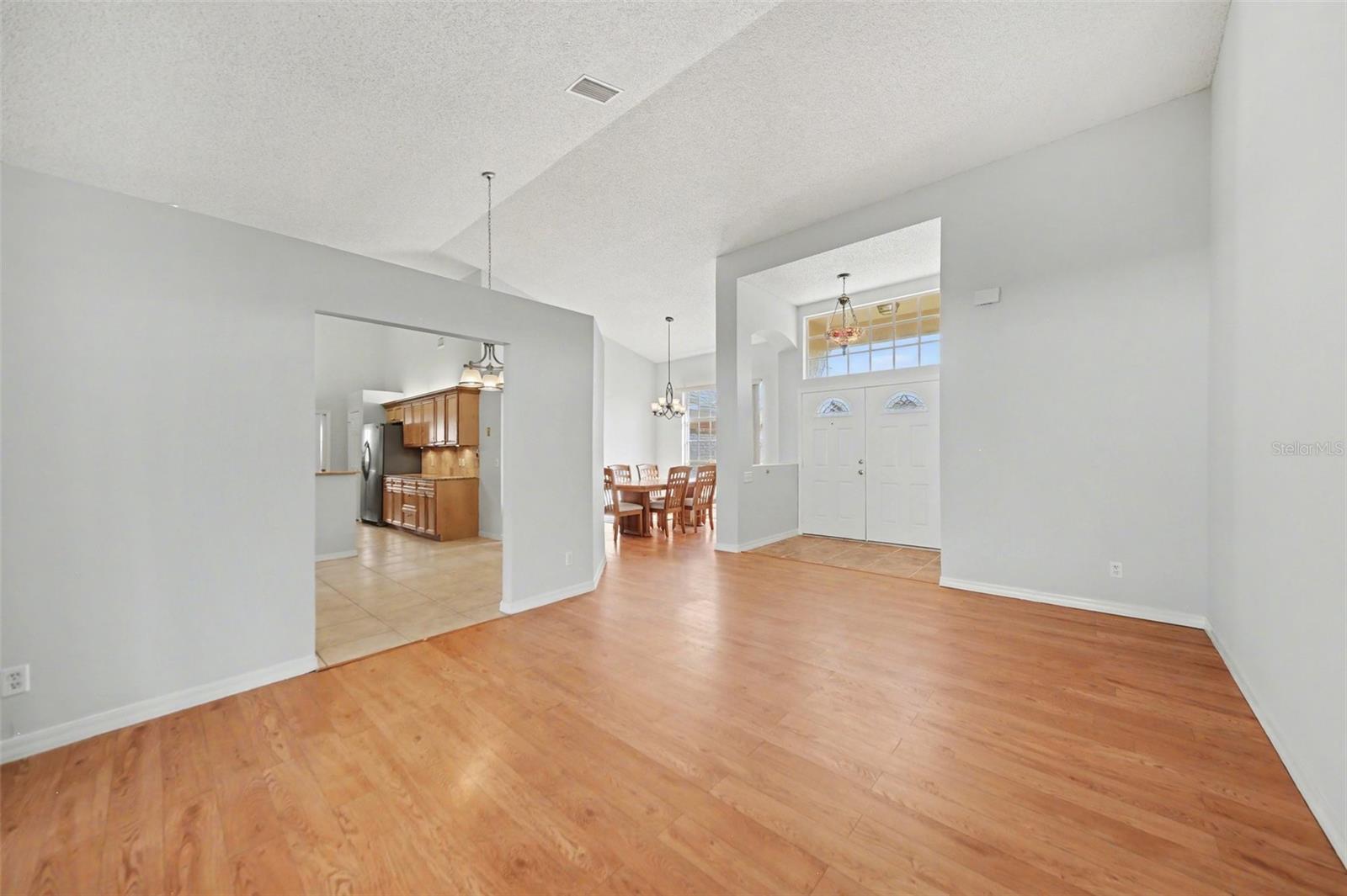 SOUTHCHASE - Residential